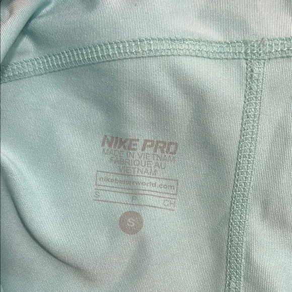 Women’s Nike Pro Teal Spandex Shorts - Picture 3 of 3